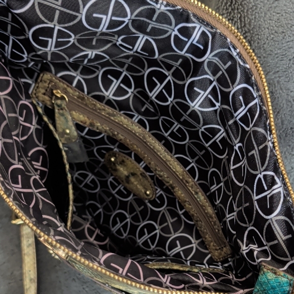 Gianni Bini foldover clutch bag in a brown and blue snake print - Picture 7 of 8